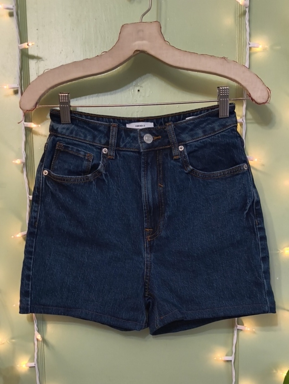 Women's Forever 21 High Rise Waist Dark Wash Shorts 26